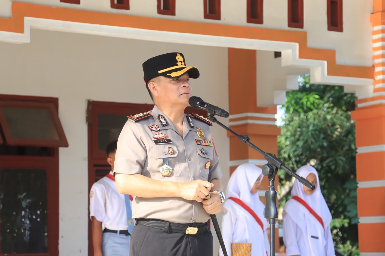 Kapolres Aceh Utara Pimpin Upacara di SMAN 1 Lhoksukon, Ajak Pelajar Jauhi Narkoba