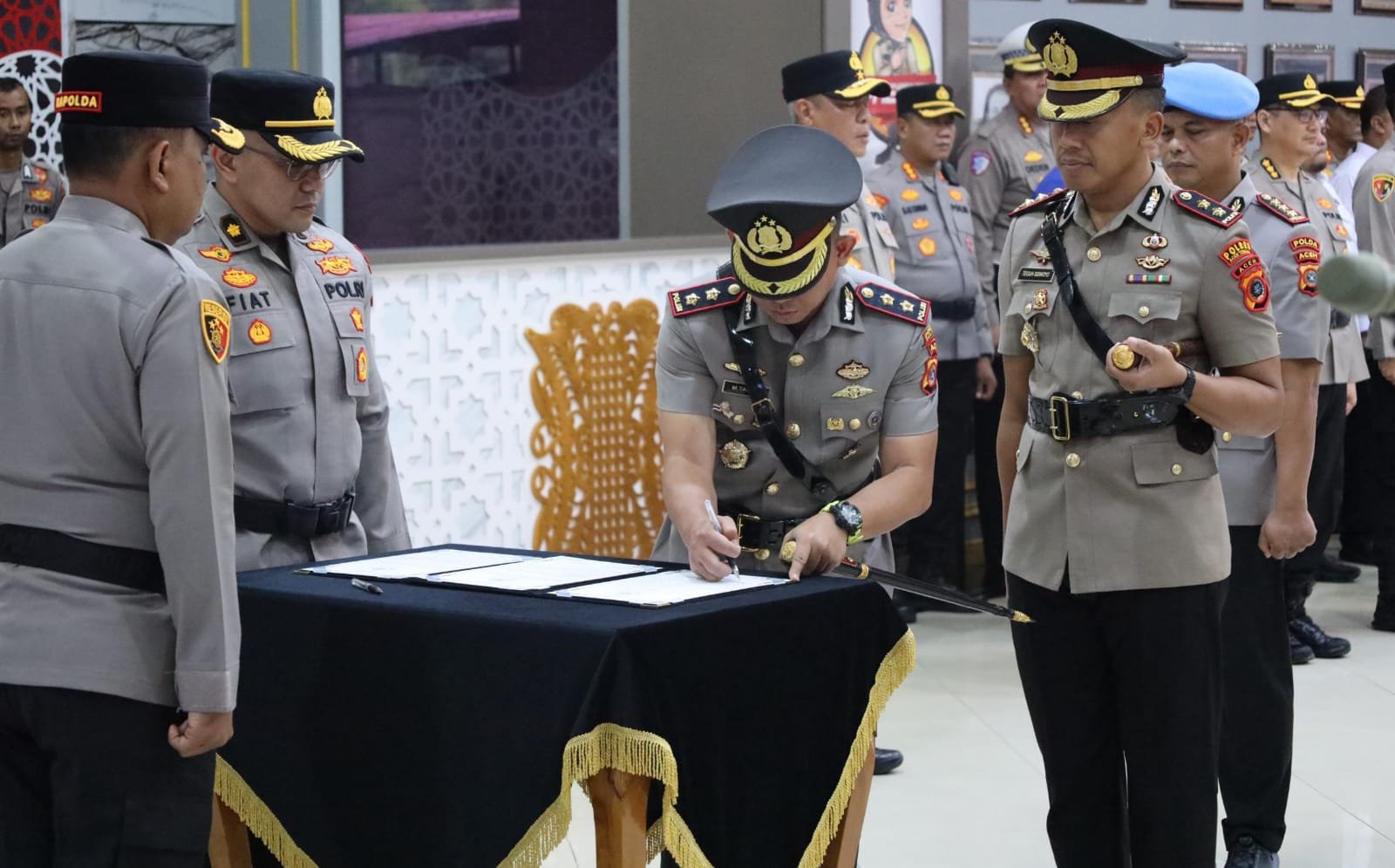 Kapolda Aceh Pimpin Sertijab Dua PJU dan Kapolres Lima Jajaran