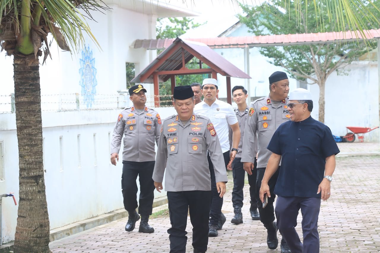 Bangun Kedekatan dengan Tokoh Agama, Kapolres Aceh Utara Silaturahmi ke Dayah Madinatud Diniyah Nafisatul Huda