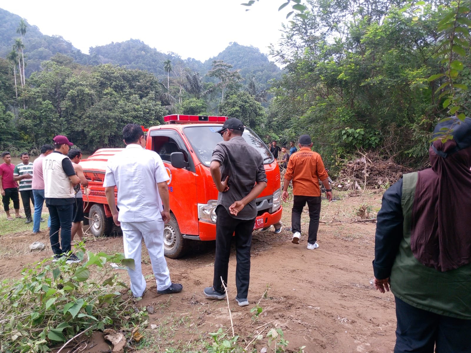 HARI PERTAMA PENCARIAN, TIM GABUNGAN LAKUKAN PENYISIRAN KORBAN TENGGELAM DI SUNGAI MARUE LAMNO